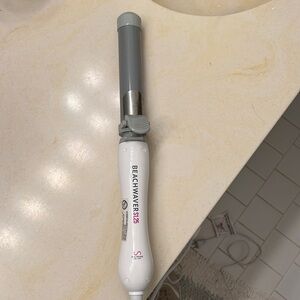 Beachwaver 1.25 inch curling iron